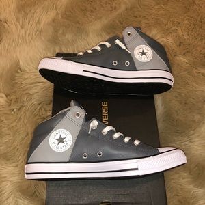 *SOLD* MENs Brand New - Limited Edition Converse